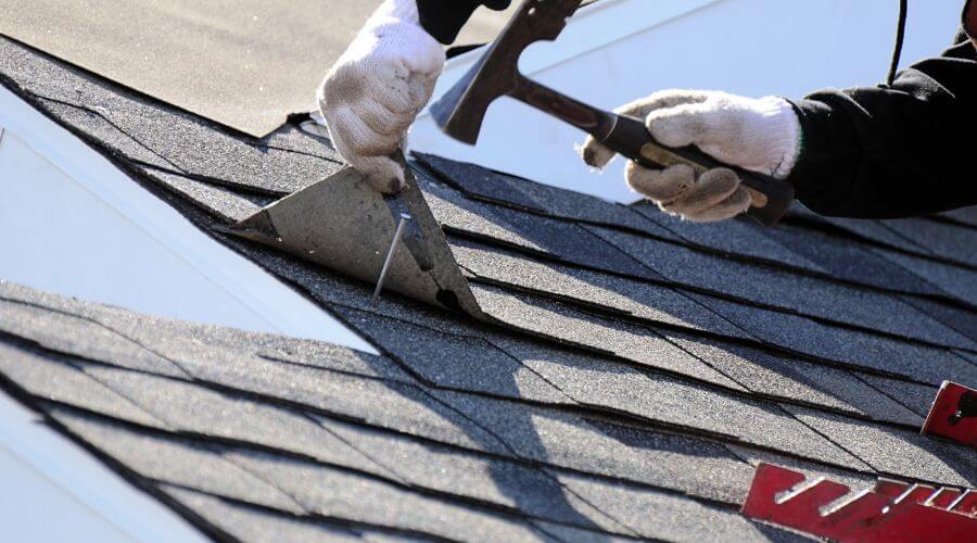 Professional residential roofers in Meridianville, AL
